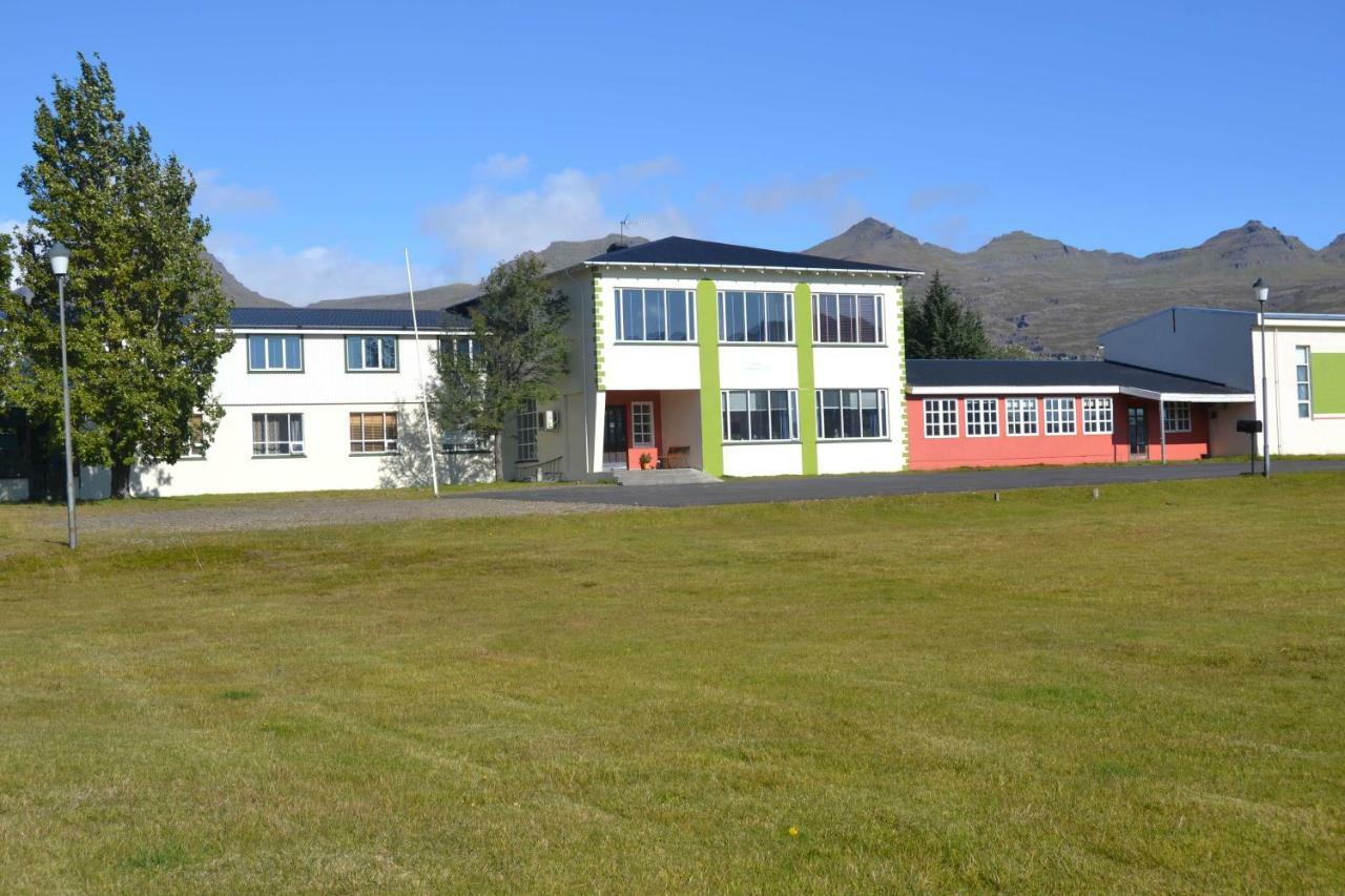 Hotel Stadarborg Breiddalsvik ภายนอก รูปภาพ
